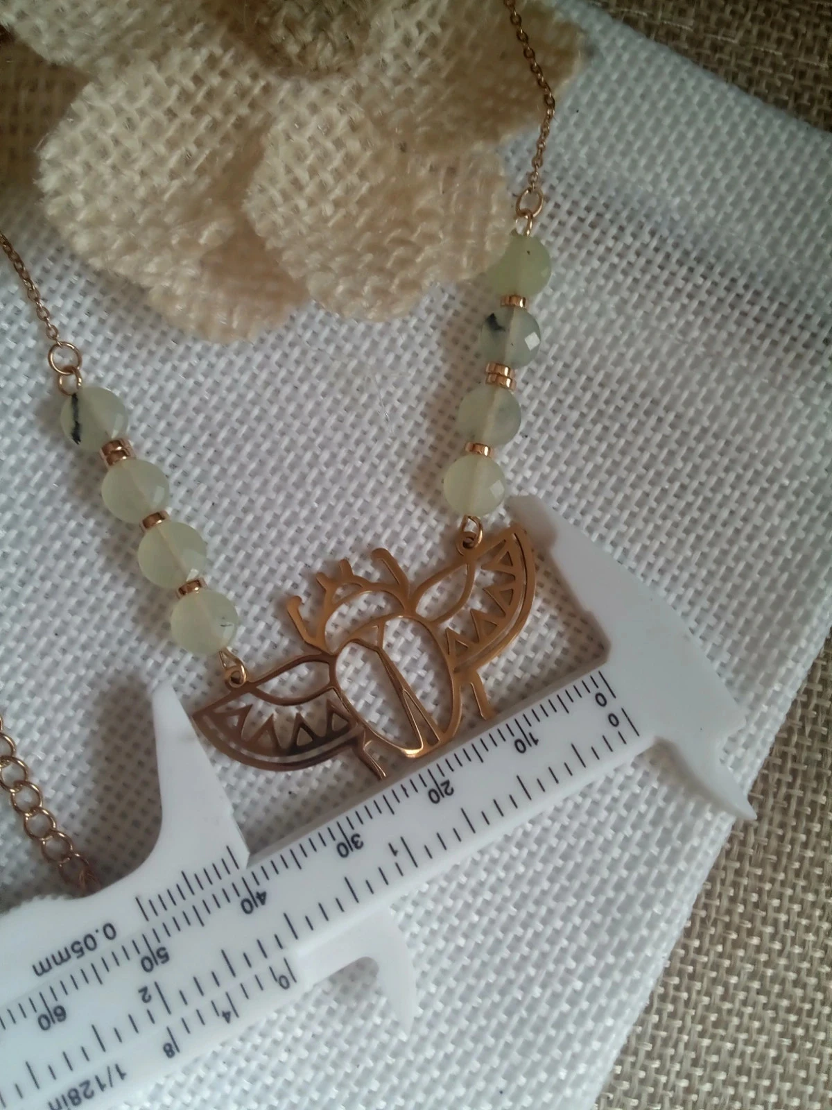 Collier scarabée égyptien en acier et perles de jade néphrite naturelles – photo 3